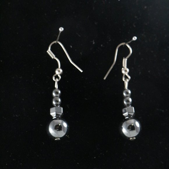 Handmade East African Silver Drop Multi Earrings Pair - Picture 4 of 5